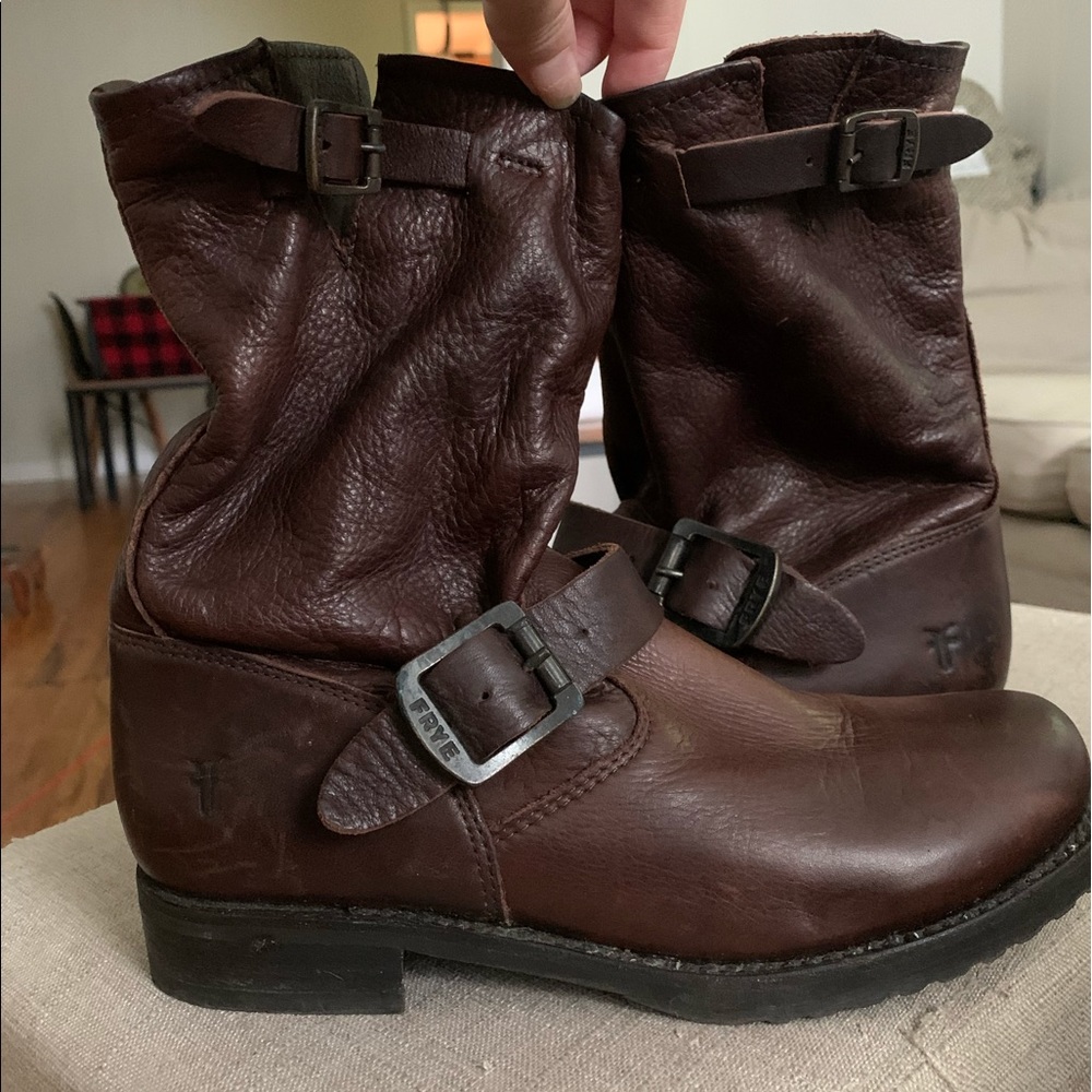 Frye Veronica short boot